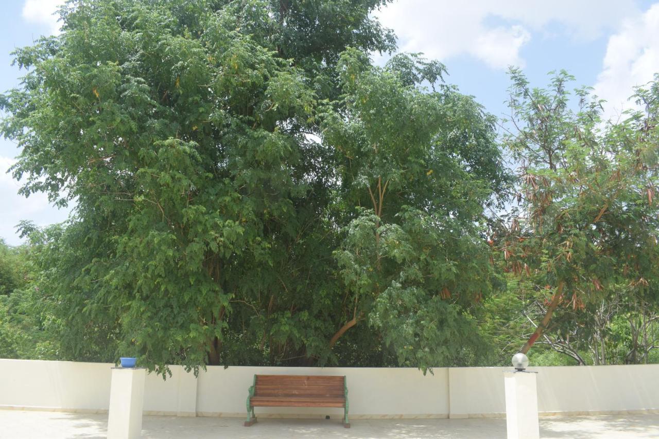Sharad Baug Homestay Bhuj Exterior foto